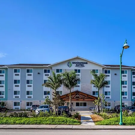 Woodspring Suites Naples West